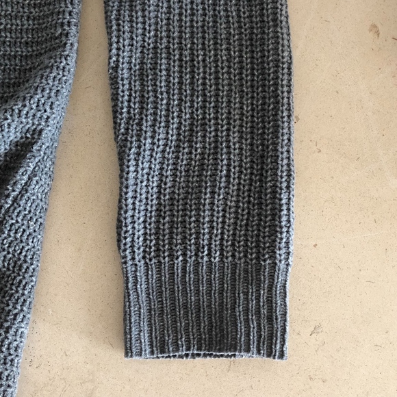 BB Dakota Alston Sweater Sz. M in Heather Grey - Picture 5 of 8